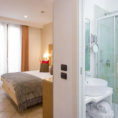 Hotel Sorrento City Otel